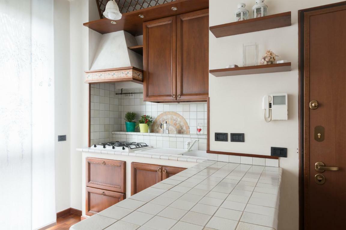 Ferienwohnung Studio Downtown Fantastic Area Mailand Exterior foto
